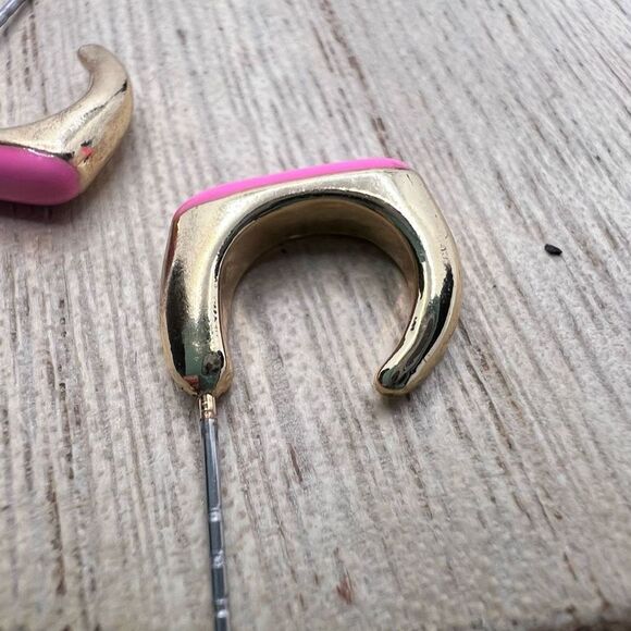 Gold tone and hot pink enamel huggie post earrings - Picture 4 of 8
